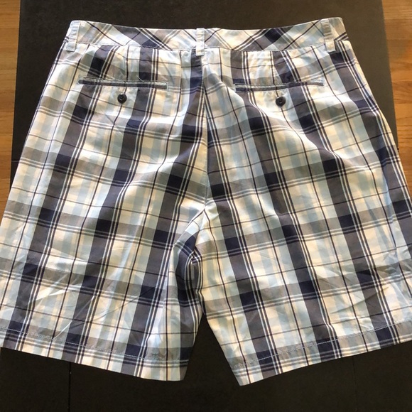 Croft and Barrow Men’s Plaid Golf Shorts 36 - Picture 2 of 4